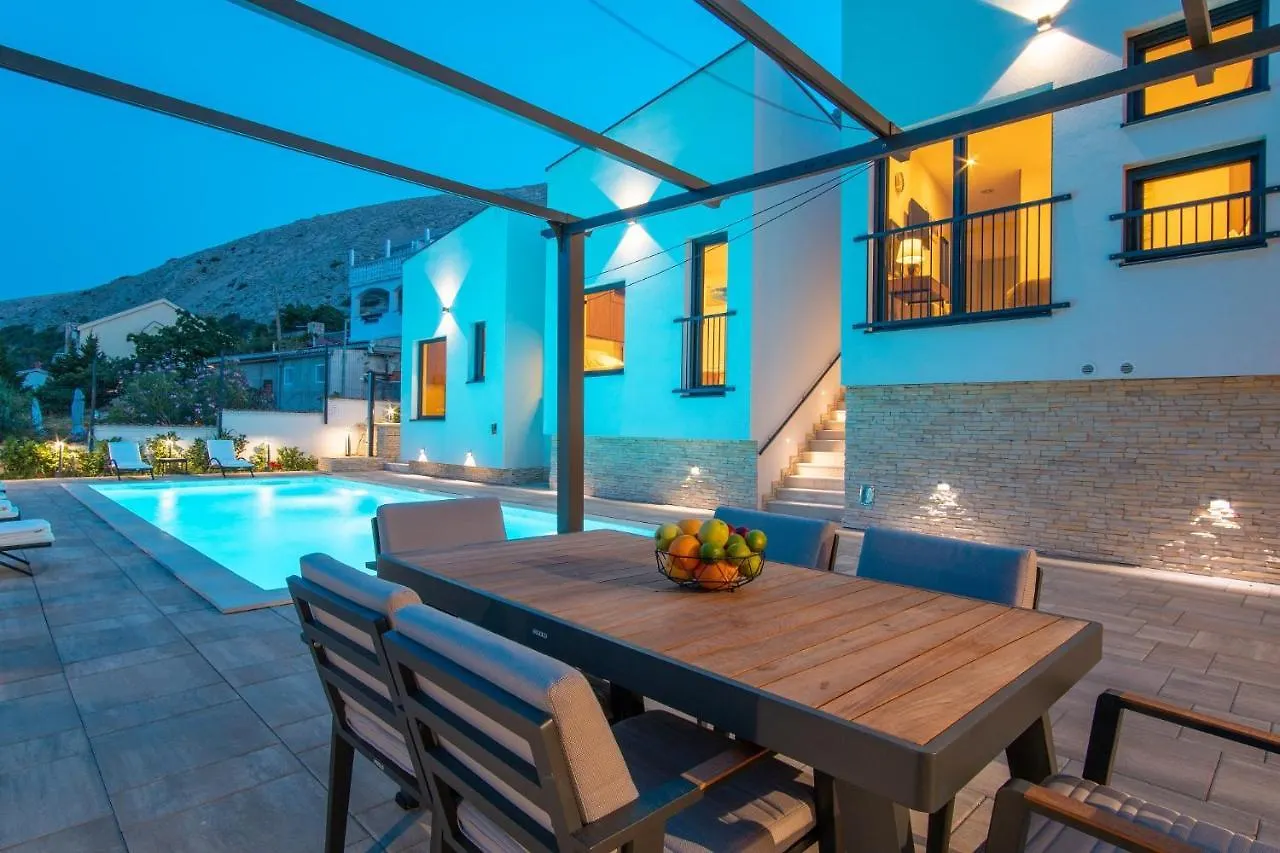 Perla Nera Heated Pool & Sauna Stan Trigraci 0*,  Kroatien