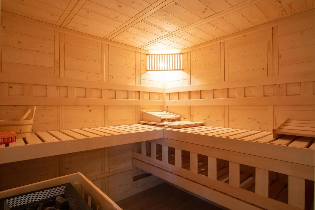 Perla Nera Heated Pool & Sauna Stan Trigraci Kroatien